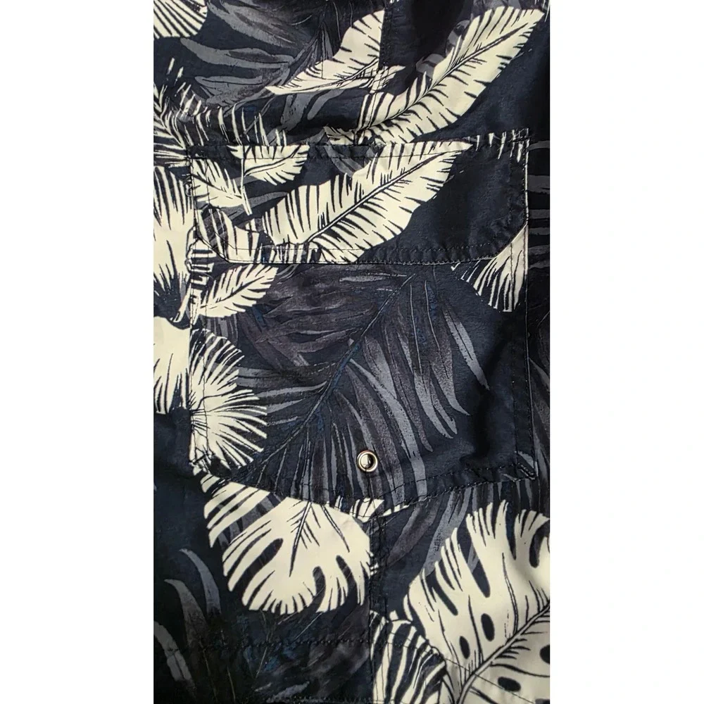 The Foundry Supply Co Men's 2XL Swim Trunks‎ Navy Blue Tropical Hibiscus Floral